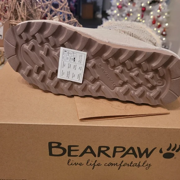 Bearpaw Women's Virginia Boots - Picture 3 of 9